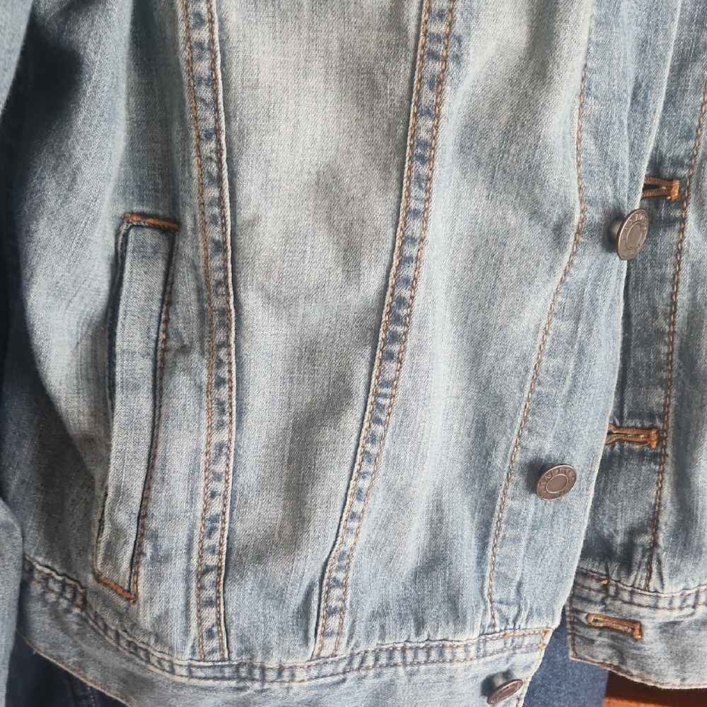 Talbots Light Blue Denim Jacket with Fun Patches - Picture 6 of 7
